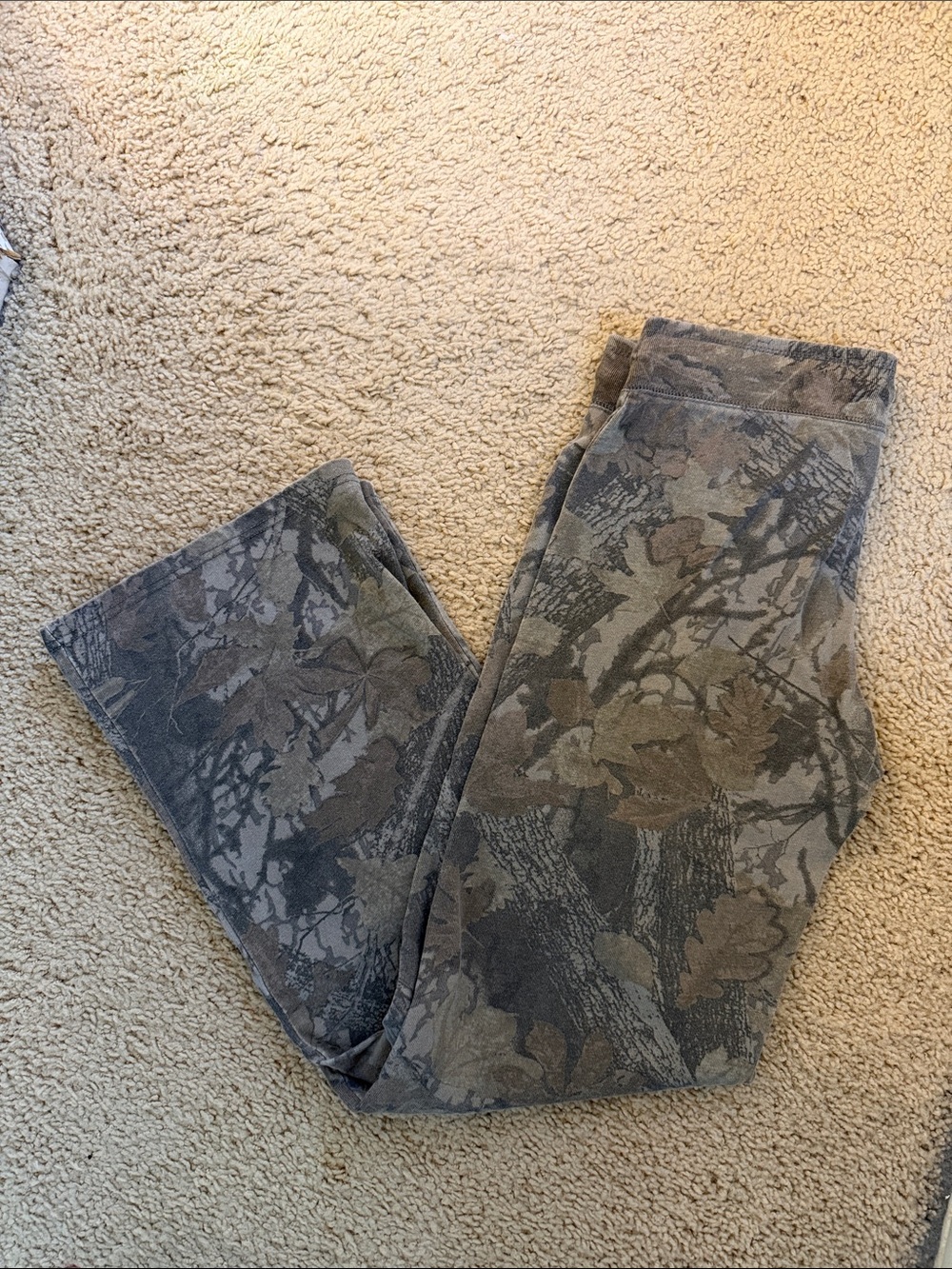 Brandy Melville Hilary floral camo yoga pants